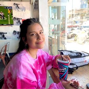 Meet your Posher, Dana